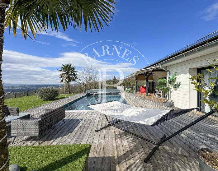 BARNES AIX LES BAINS - PROPRIÉTÉ AVEC PISCINE - ROCHEFORT