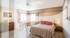Renovated villa in proximity to the lake and shops Renovated villa in proximity to the lake and shops